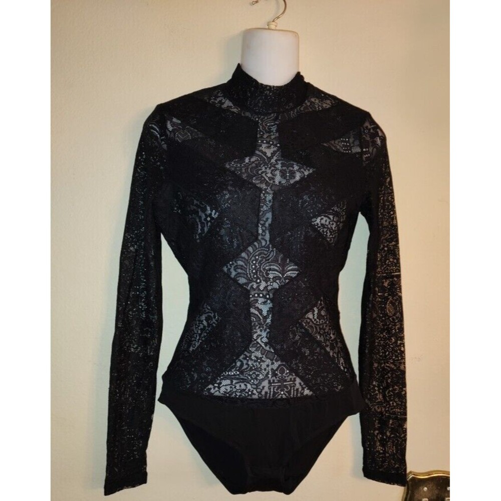 Beautiful BCBG MAXAZRIA One piece Mock Neck Lace Black Bodysuit Size XS